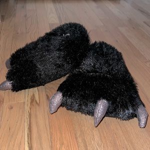 Monster Slippers Size 7-8